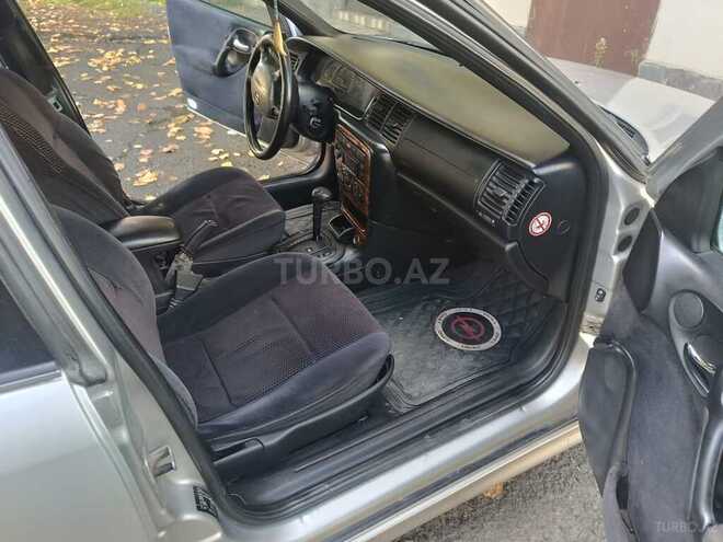 Opel Vectra 2000, 240,000 km - 2.0 л - Zaqatala