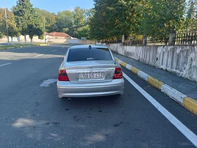 Opel Vectra 2000, 240,000 km - 2.0 л - Zaqatala