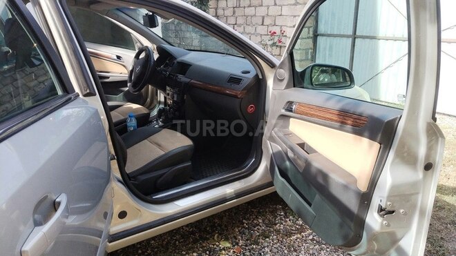 Opel Astra 2007, 350,000 km - 1.9 л - Bakı