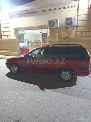 Opel Astra 1993, 251,000 km - 1.6 l - Bakı