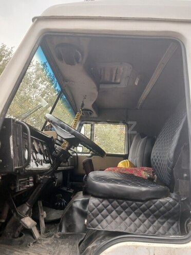 KamAz 53212 1983, 523,809 km - 11.0 l - Lənkəran