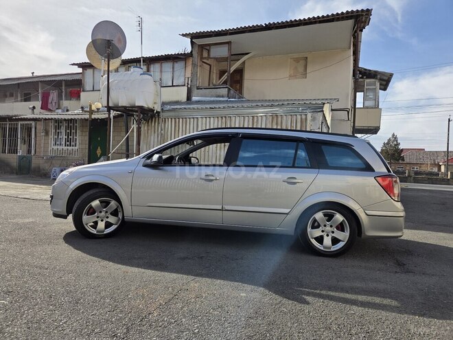 Opel Astra 2006, 290,000 km - 1.4 l - Balakən