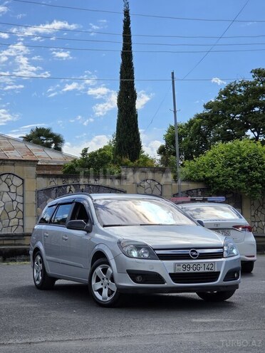 Opel Astra 2006, 290,000 km - 1.4 l - Balakən