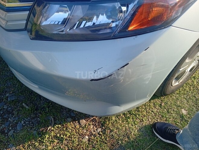 Honda Civic 2012, 310,000 km - 1.5 l - Zaqatala