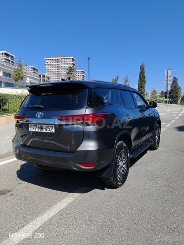 Toyota Fortuner 2017, 198,000 km - 2.7 l - Bakı