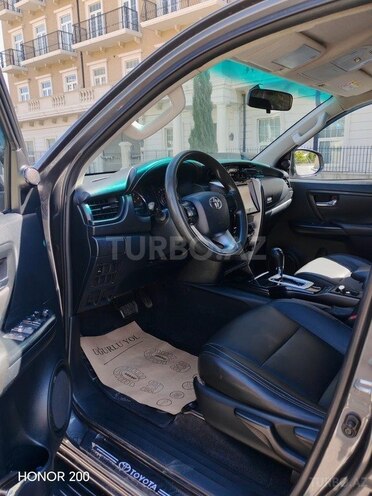 Toyota Fortuner 2017, 198,000 km - 2.7 l - Bakı