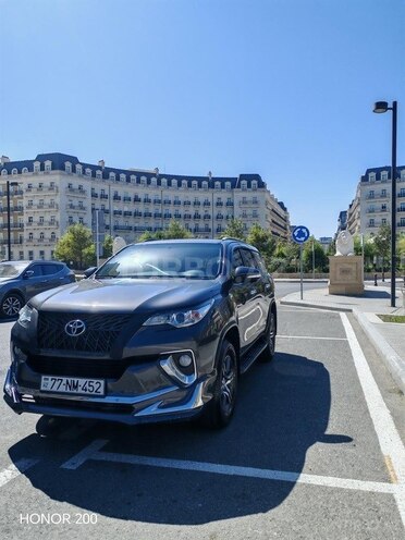 Toyota Fortuner 2017, 198,000 km - 2.7 l - Bakı