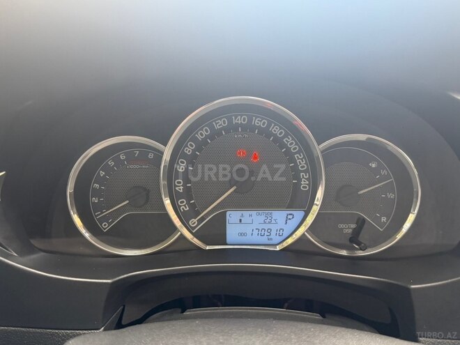 Toyota Corolla 2014, 170,910 km - 1.6 л - Bakı