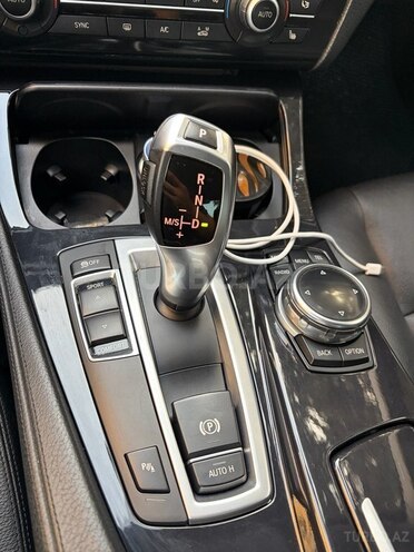BMW 528 2014, 220,000 km - 2.0 l - Bakı