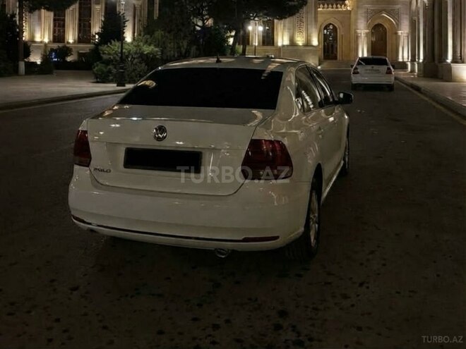 Volkswagen Polo 2018, 131,000 km - 1.6 л - Bakı