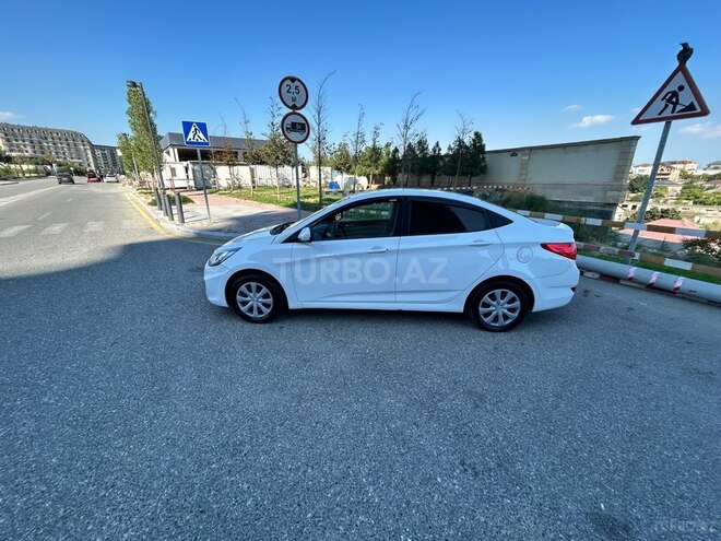 Hyundai Accent 2011, 179,000 km - 1.6 l - Bakı