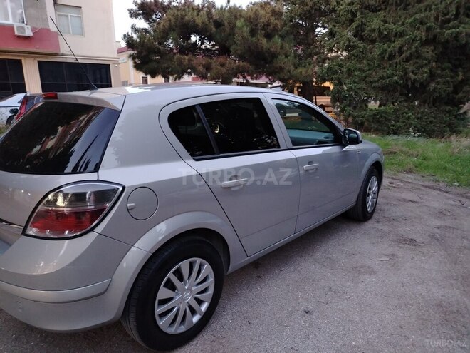 Opel Astra 2009, 207,300 km - 1.4 l - Bakı