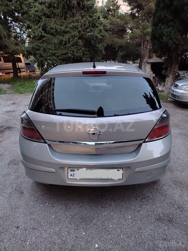 Opel Astra 2009, 207,300 km - 1.4 l - Bakı