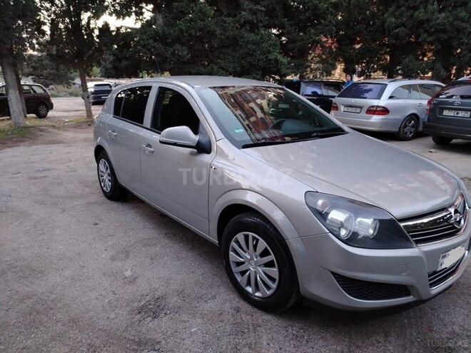 Opel Astra 2009, 207,300 km - 1.4 l - Bakı