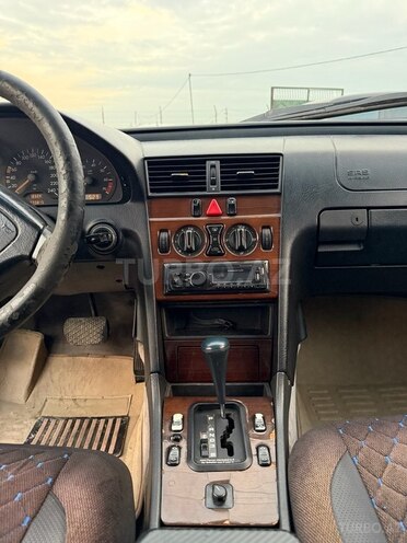 Mercedes C 180 1995, 380,000 km - 1.8 l - Bakı