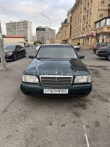 Mercedes C 180 1995, 380,000 km - 1.8 l - Bakı