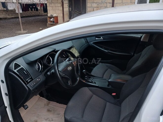 Hyundai Sonata 2013, 220,000 km - 2.0 l - Şirvan