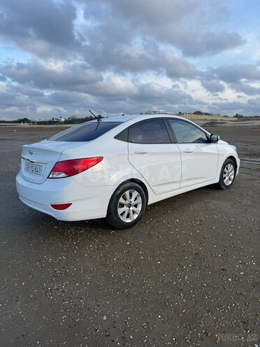 Hyundai Accent 2016, 155,200 km - 1.4 l - Bakı