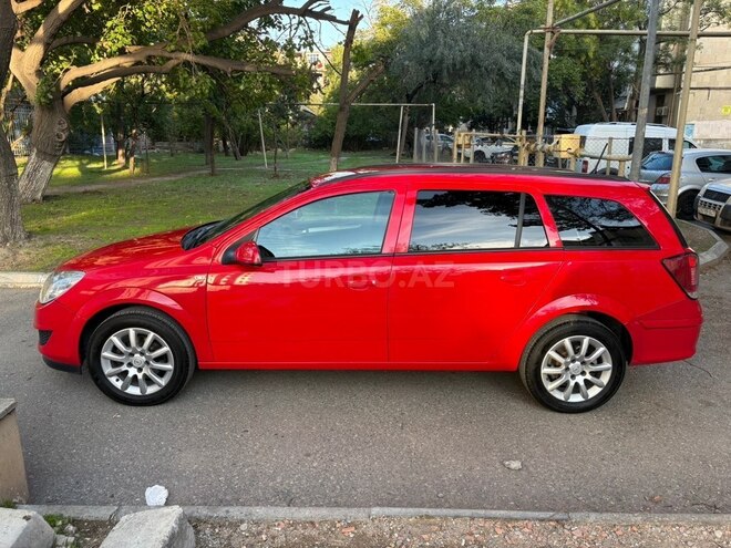 Opel Astra 2009, 329,450 km - 1.4 л - Bakı