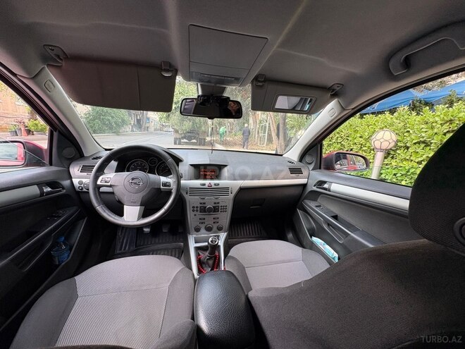 Opel Astra 2009, 329,450 km - 1.4 л - Bakı