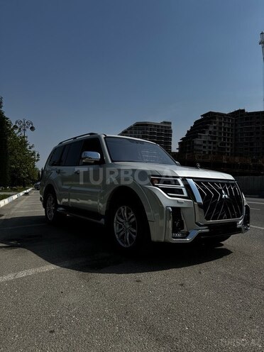 Mitsubishi Pajero 2013, 252,000 km - 3.8 л - Sumqayıt