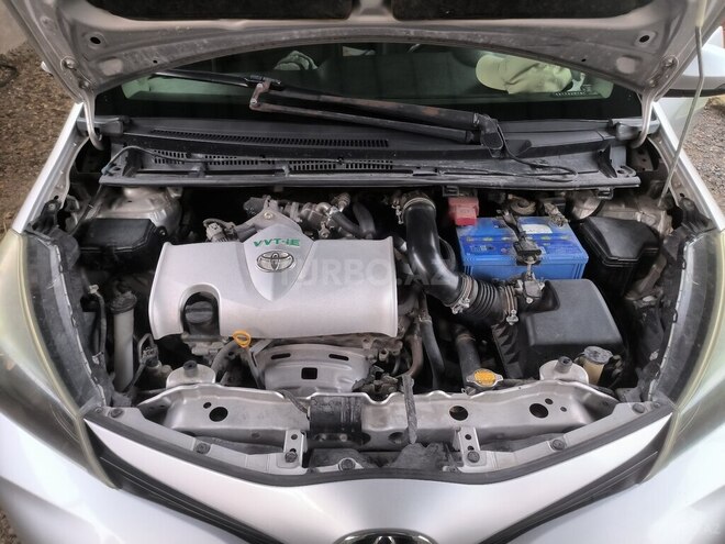 Toyota Vitz 2014, 120,000 km - 1.3 l - Bakı