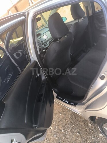 Toyota Vitz 2014, 120,000 km - 1.3 l - Bakı