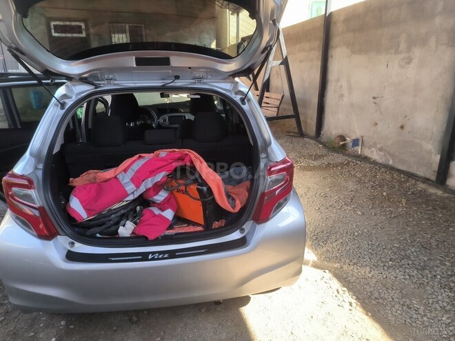 Toyota Vitz 2014, 120,000 km - 1.3 l - Bakı
