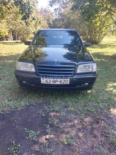 Mercedes C 180 1996, 393,429 km - 1.8 л - Zaqatala