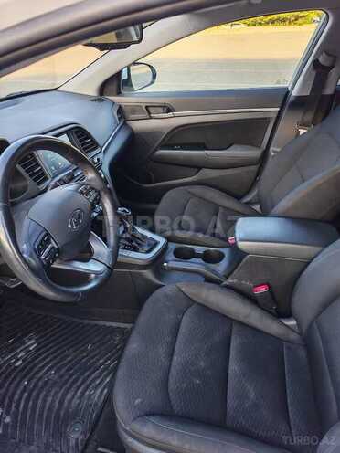 Hyundai Elantra 2019, 209,215 km - 2.0 l - Bakı
