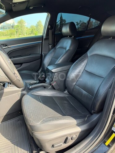 Hyundai Elantra 2017, 262,000 km - 2.0 l - Bakı
