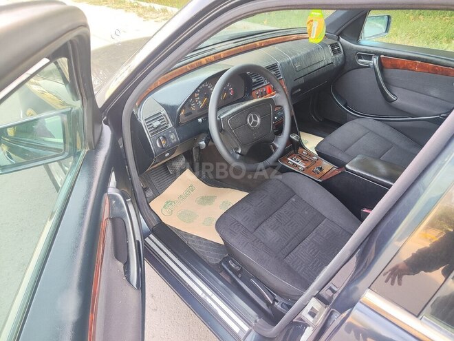 Mercedes C 180 1999, 326,500 km - 1.8 л - Gəncə