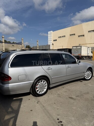 Mercedes E 220 2000, 304,232 km - 2.2 l - Bakı