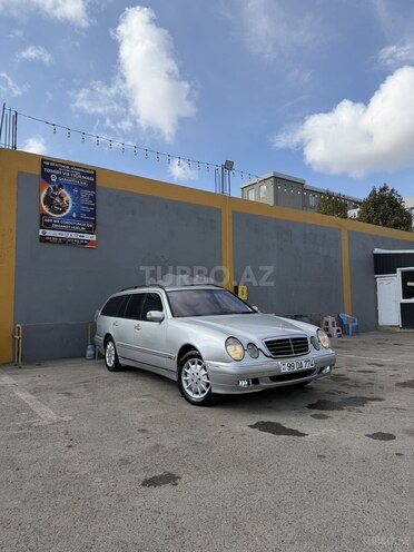 Mercedes E 220 2000, 304,232 km - 2.2 l - Bakı