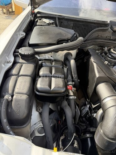 Mercedes E 220 2000, 304,232 km - 2.2 l - Bakı