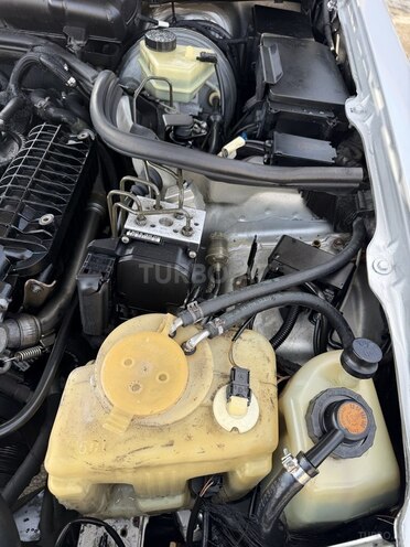 Mercedes E 220 2000, 304,232 km - 2.2 l - Bakı