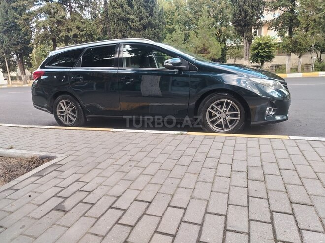 Toyota Auris 2014, 340,000 km - 1.4 l - Zaqatala