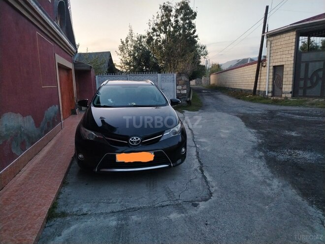 Toyota Auris 2014, 340,000 km - 1.4 l - Zaqatala