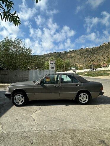 Mercedes 190 1989, 190,000 km - 2.0 л - Bakı