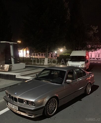 BMW 530 1992, 111,111 km - 3.0 l - Zaqatala