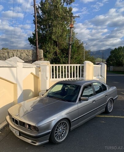 BMW 530 1992, 111,111 km - 3.0 l - Zaqatala