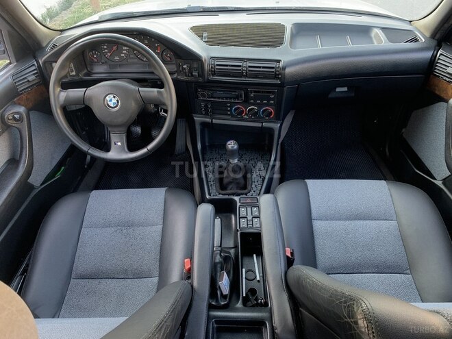 BMW 530 1992, 111,111 km - 3.0 l - Zaqatala