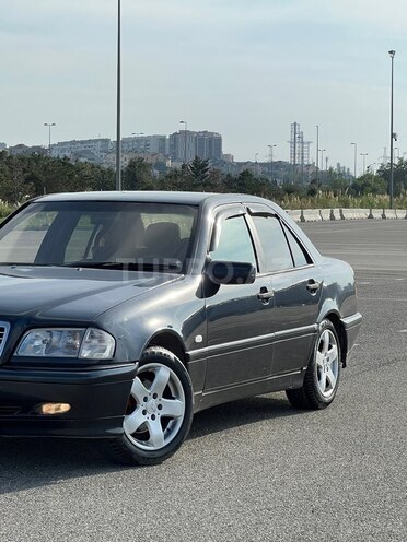 Mercedes C 200 1997, 330,000 km - 2.0 l - Bakı