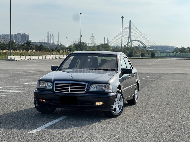 Mercedes C 200 1997, 330,000 km - 2.0 l - Bakı