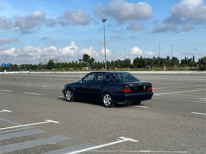 Mercedes C 200 1997, 330,000 km - 2.0 l - Bakı