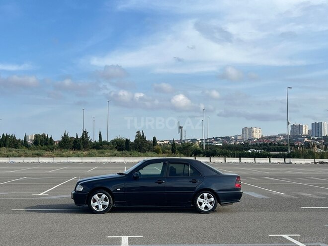 Mercedes C 200 1997, 330,000 km - 2.0 l - Bakı