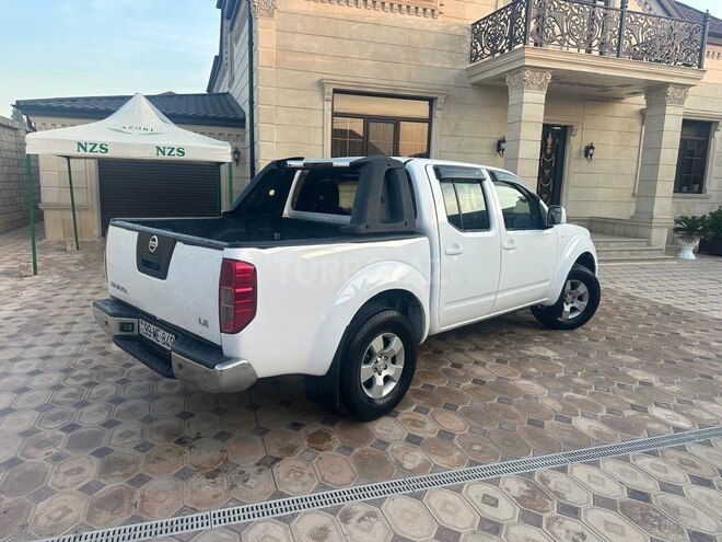 Nissan Navara 2010, 385,000 km - 2.5 l - Xudat
