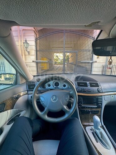Mercedes E 320 2004, 382,000 km - 3.2 l - Bakı