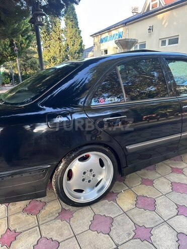 Mercedes E 240 2002, 325,000 km - 2.4 л - Tərtər
