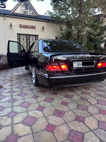 Mercedes E 240 2002, 325,000 km - 2.4 л - Tərtər